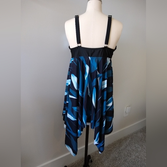 NWT 2 PC Elegant Black and Blue Women's Swimwear Dress Tankini With Bottoms XL - Picture 6 of 10